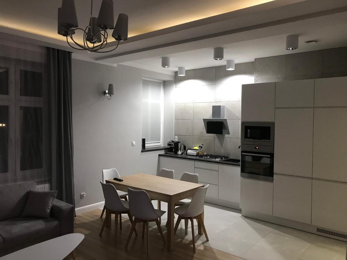 Luksusowy Apartament Dla 6 Osob - 90 M2 Swinoujscie Bagian luar foto